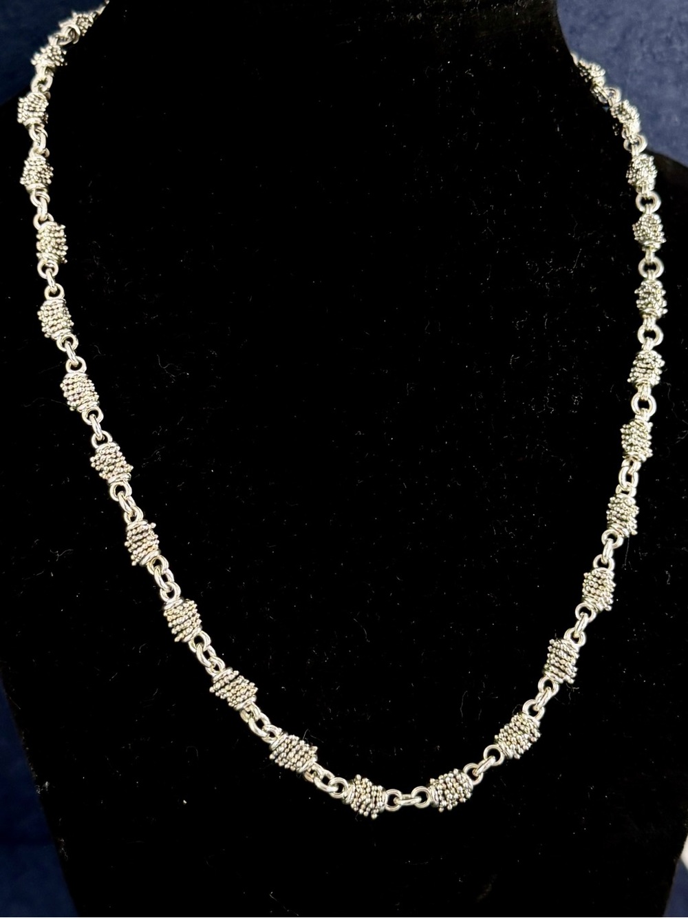 MICHAEL DAWKINS Sterling Silver Popcorn Caviar Beaded Toggle Necklace